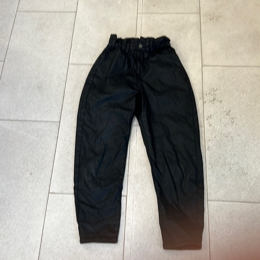 Zara cargo pants in brand new condition